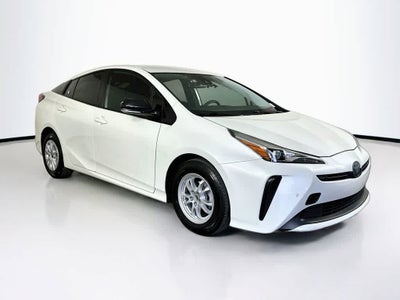 2020 Toyota Prius LE