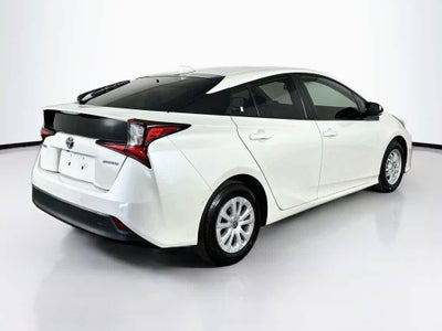 2020 Toyota Prius LE