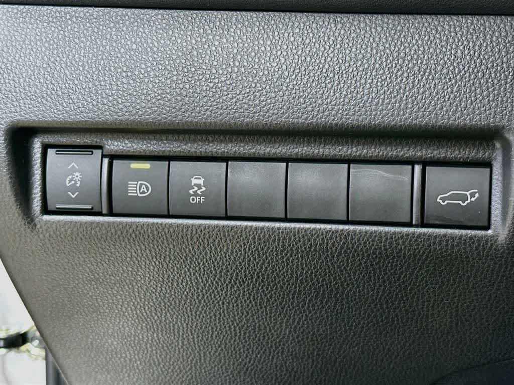 2021 Toyota Venza LE