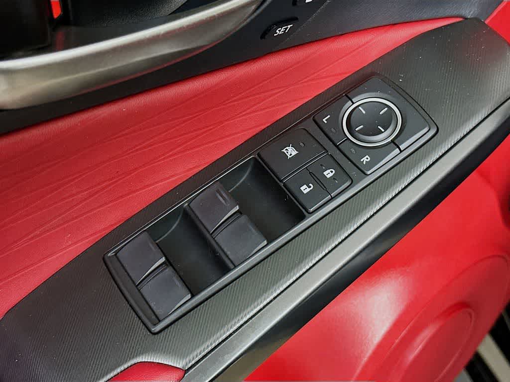 2024 Lexus IS F SPORT