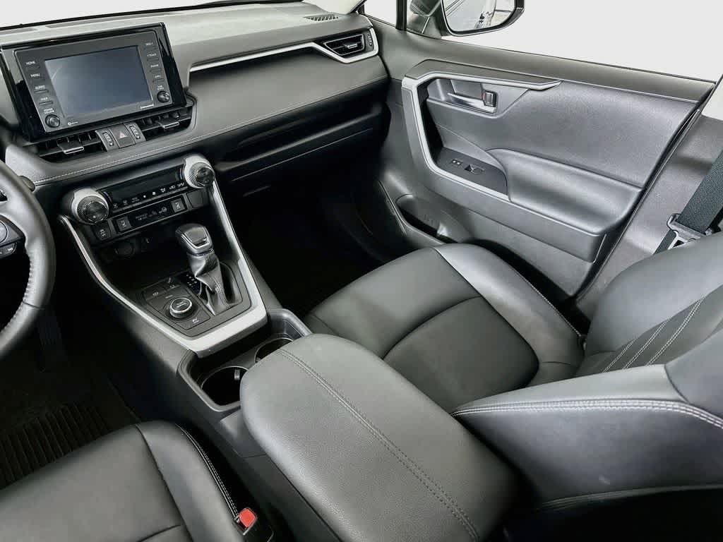 2021 Toyota RAV4 Hybrid XLE Premium
