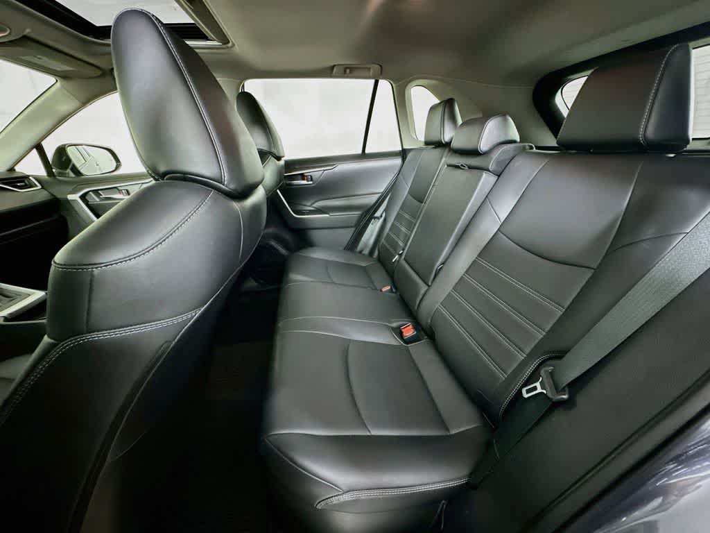 2021 Toyota RAV4 Hybrid XLE Premium