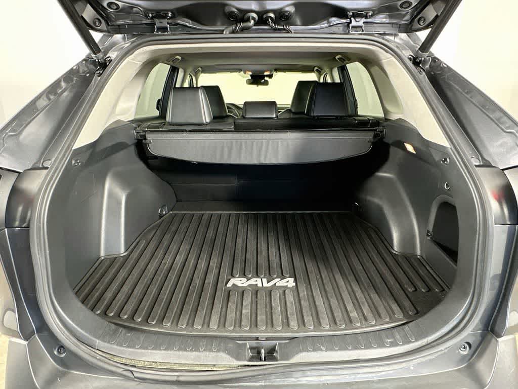 2021 Toyota RAV4 Hybrid XLE Premium