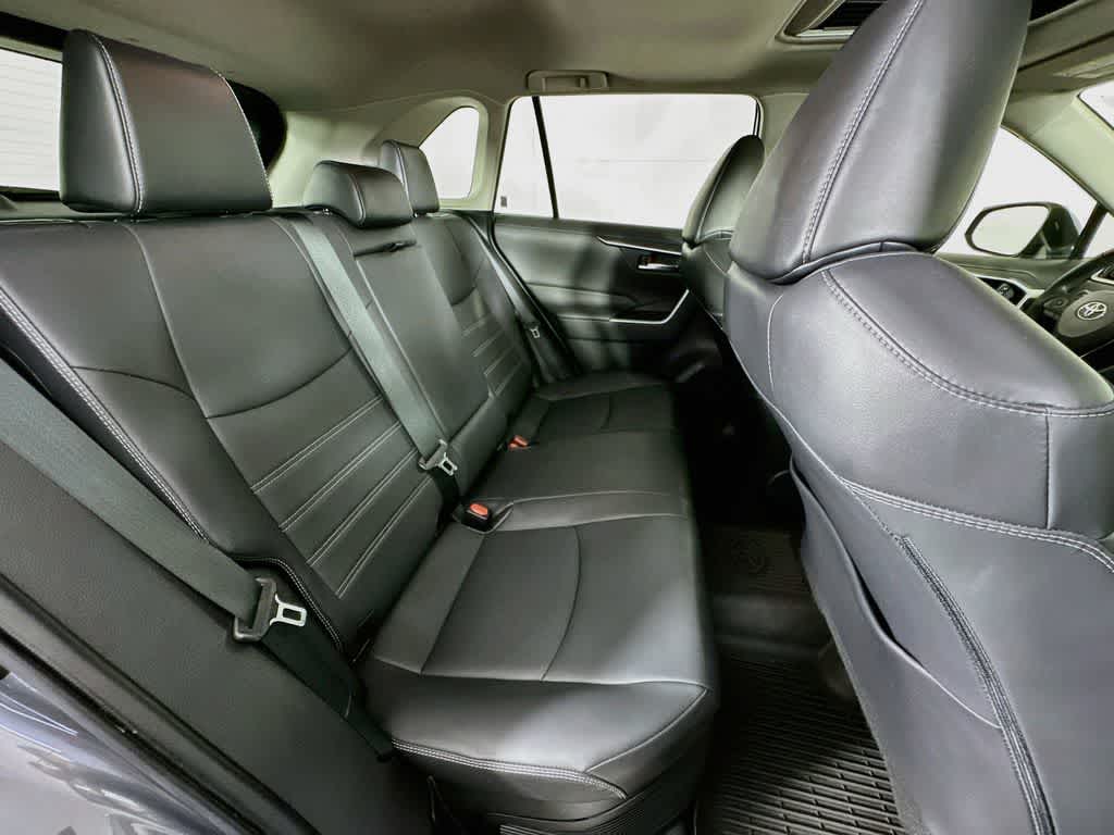 2021 Toyota RAV4 Hybrid XLE Premium