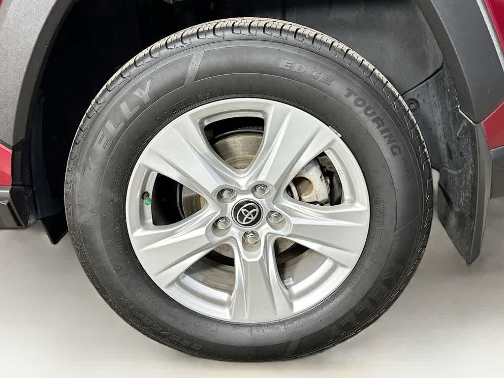 2021 Toyota RAV4 Hybrid LE