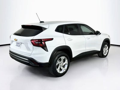 2024 Chevrolet Trax LS