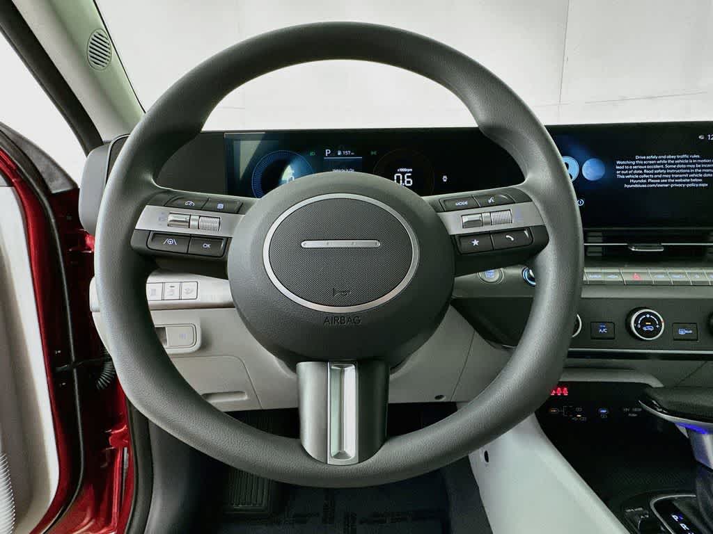 2025 Hyundai Kona SE