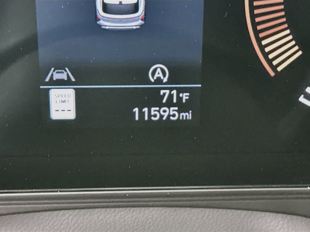 2025 Hyundai Kona SE