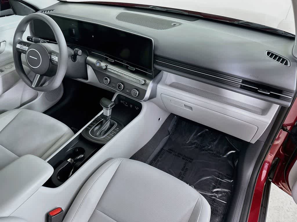 2025 Hyundai Kona SE