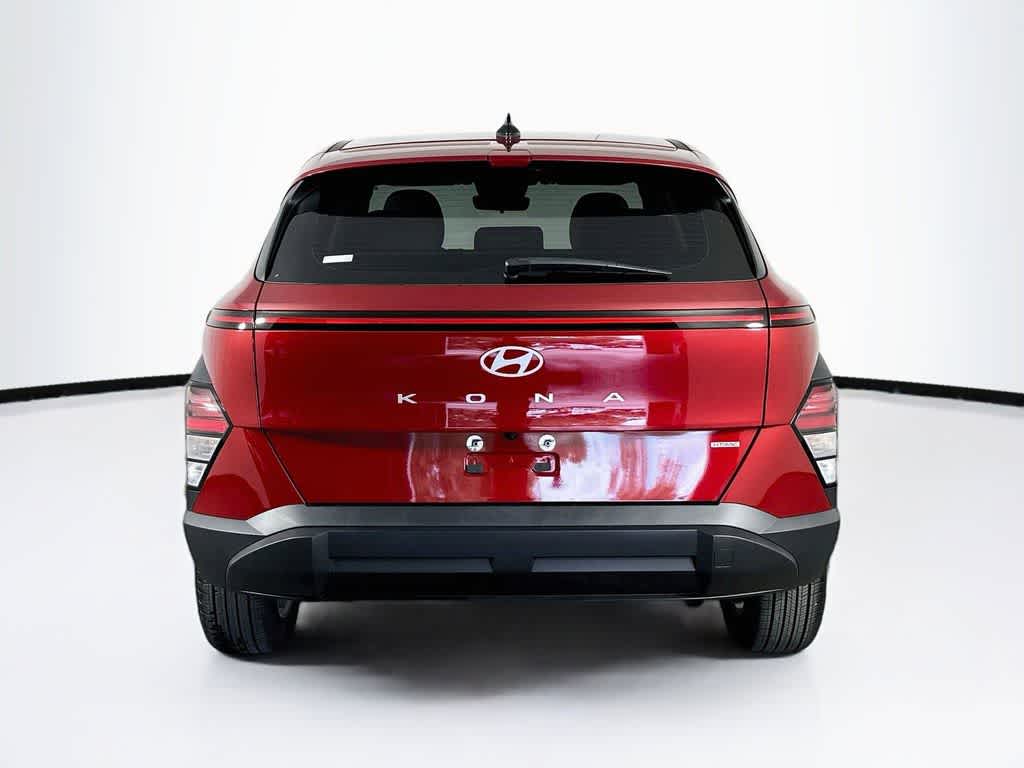 2025 Hyundai Kona SE