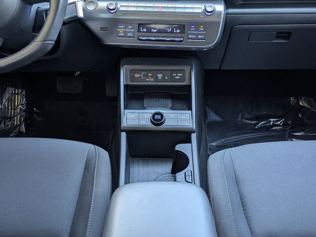 2025 Hyundai Kona SEL Convenience