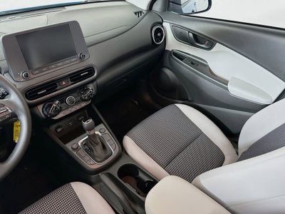 2023 Hyundai Kona SE