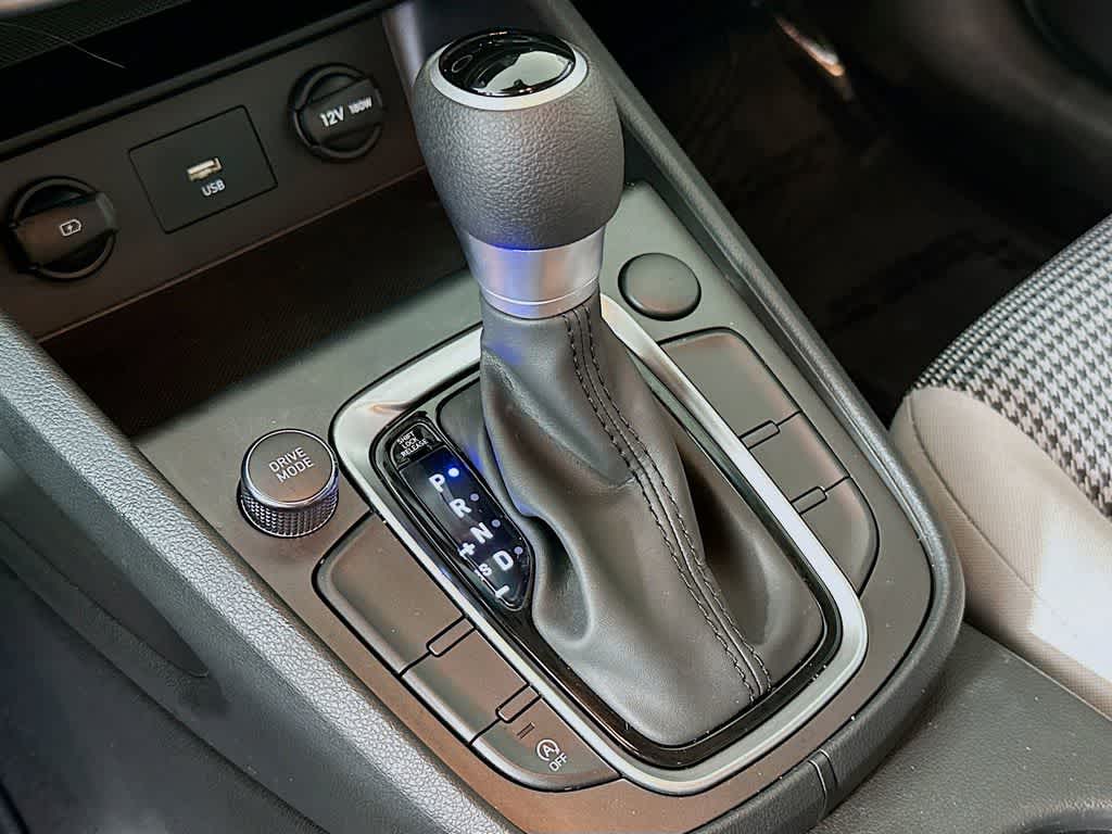 2023 Hyundai Kona SE