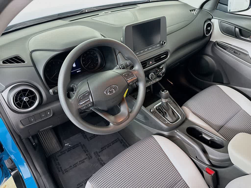 2023 Hyundai Kona SE