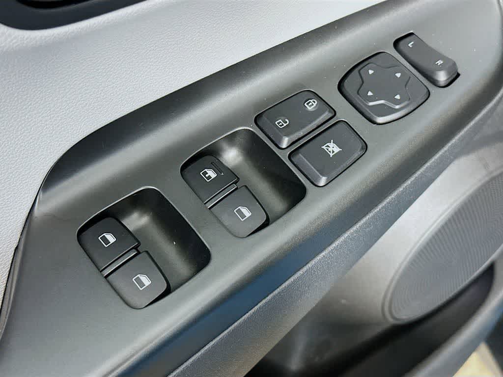 2023 Hyundai Kona SE