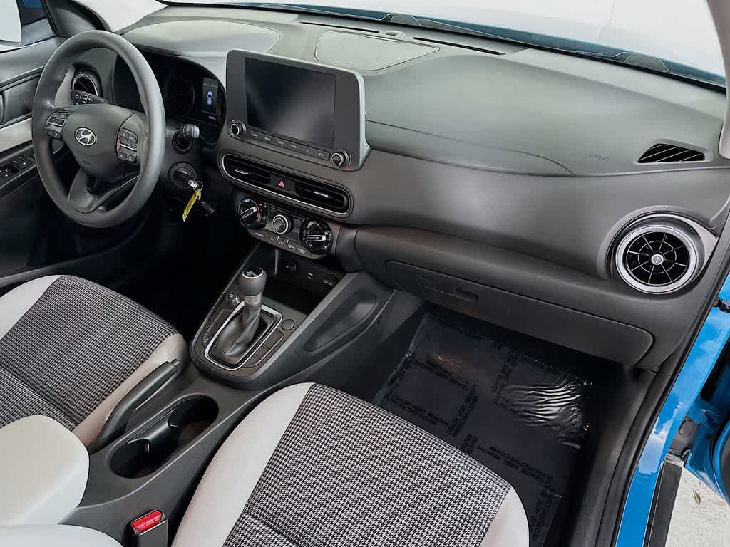 2023 Hyundai Kona SE