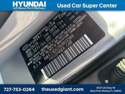 2024 Hyundai Elantra SE