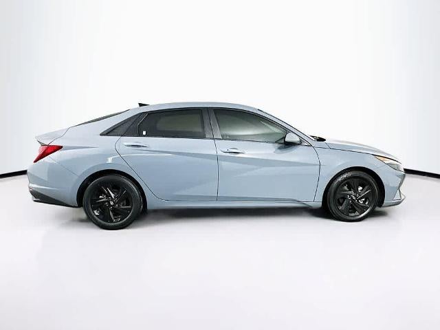 2021 Hyundai Elantra Hybrid Blue