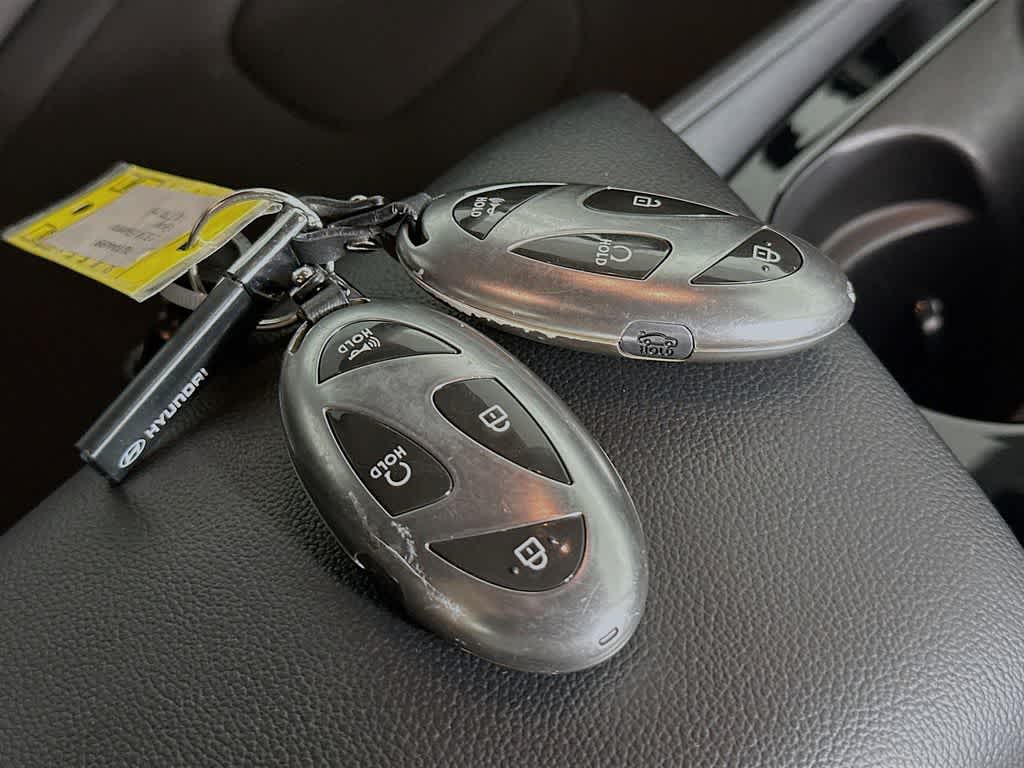 2024 Hyundai Elantra Hybrid Blue
