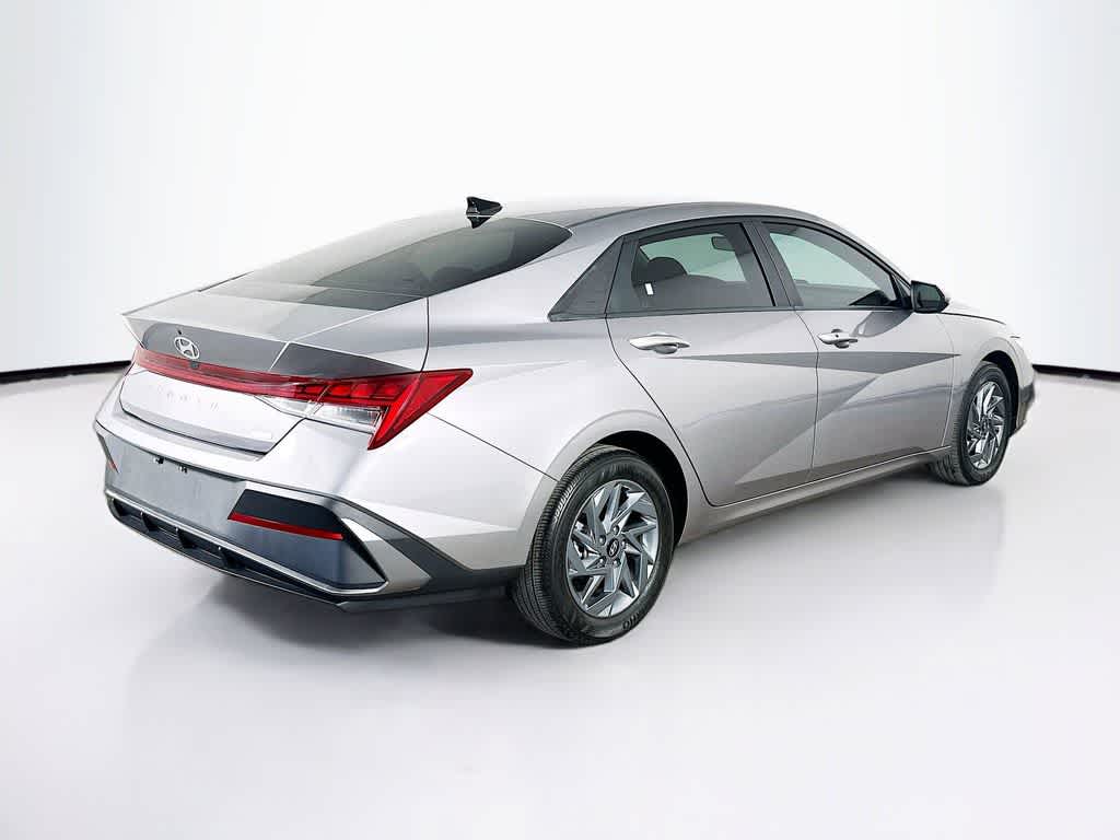 2024 Hyundai Elantra Hybrid Blue