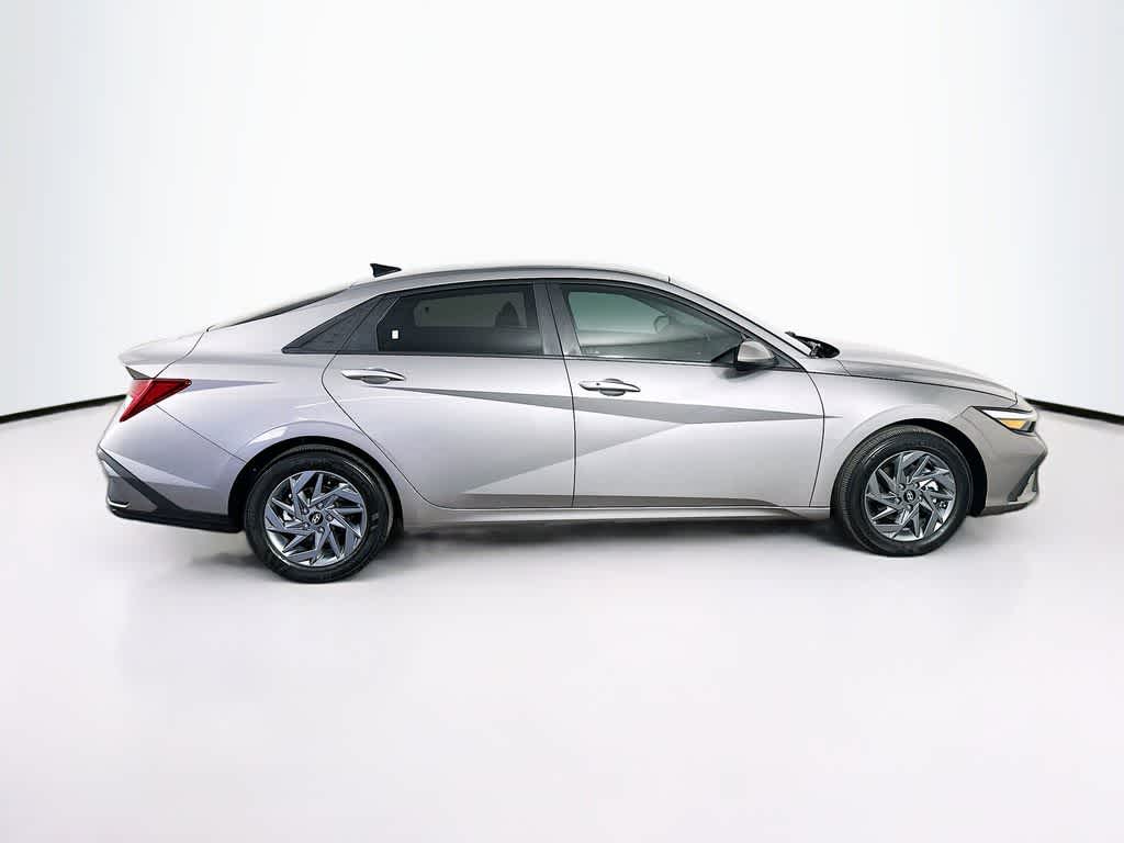 2024 Hyundai Elantra Hybrid Blue