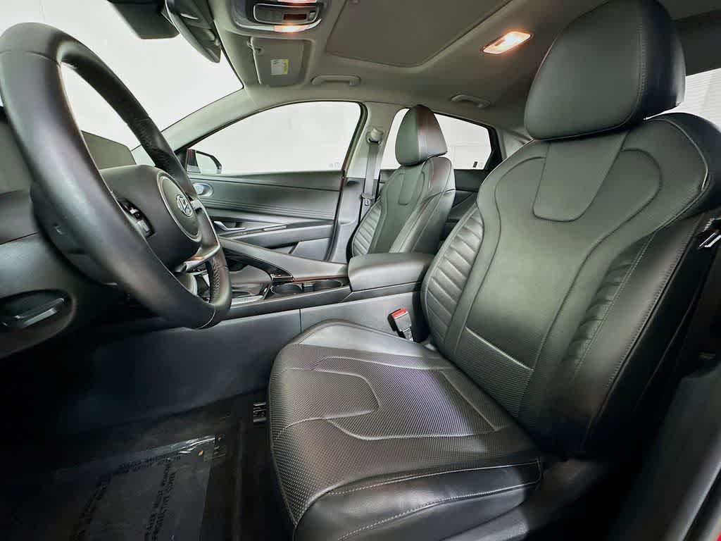 2022 Hyundai Elantra Limited