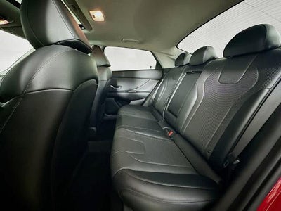 2022 Hyundai Elantra Limited