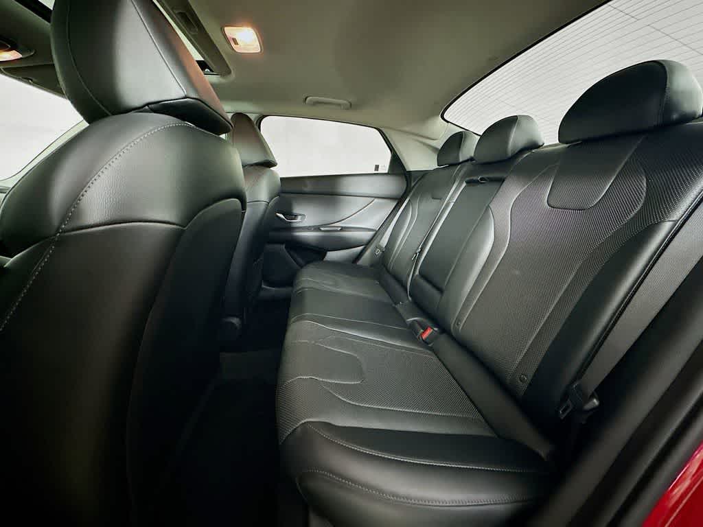 2022 Hyundai Elantra Limited