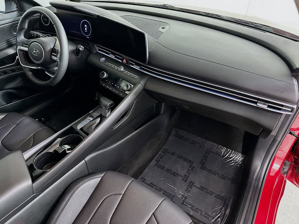 2022 Hyundai Elantra Limited