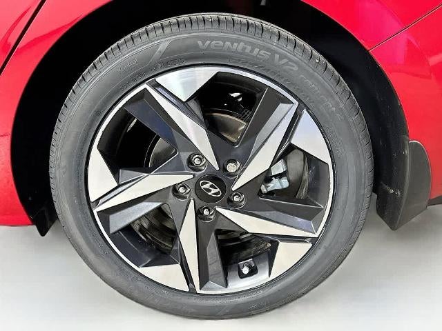 2022 Hyundai Elantra Limited