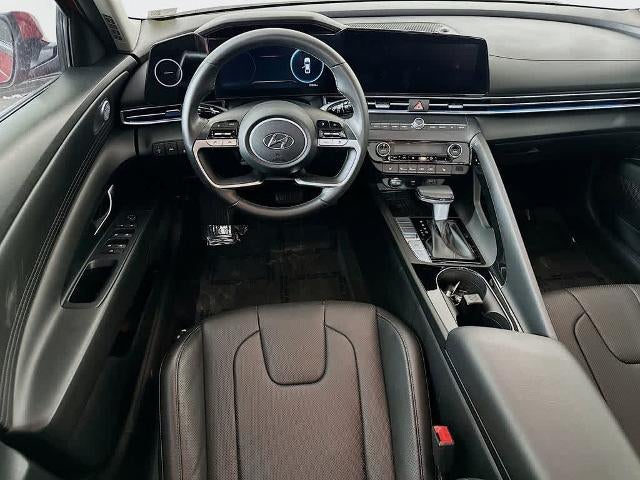 2022 Hyundai Elantra Limited