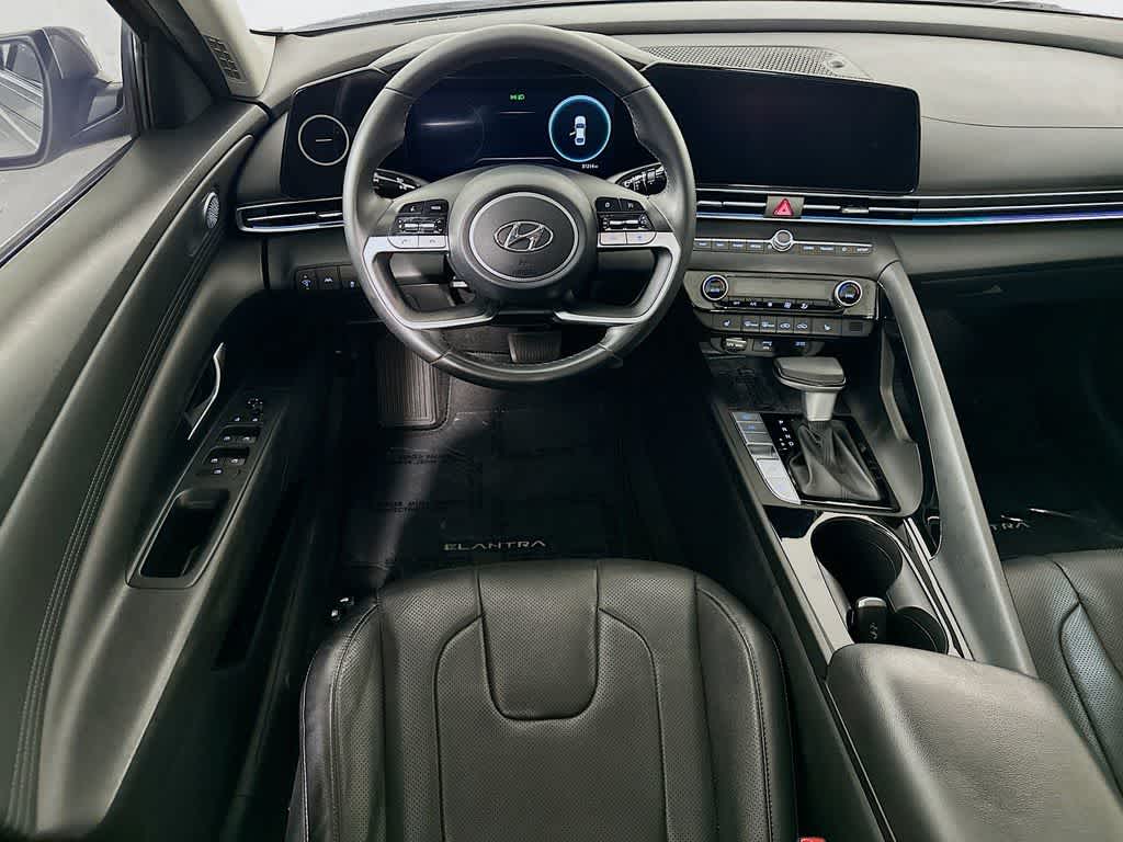 2022 Hyundai Elantra Limited