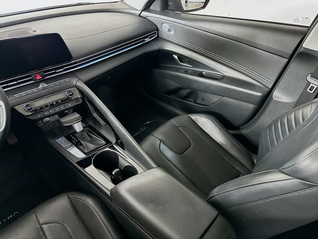2022 Hyundai Elantra Limited
