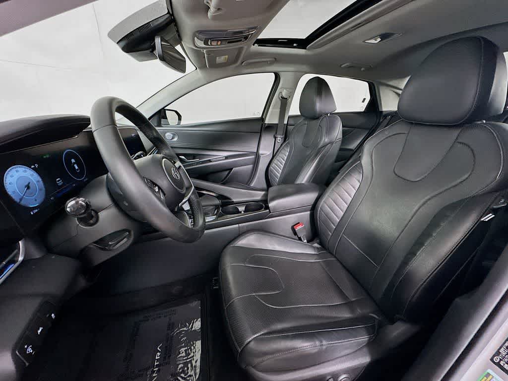 2022 Hyundai Elantra Limited