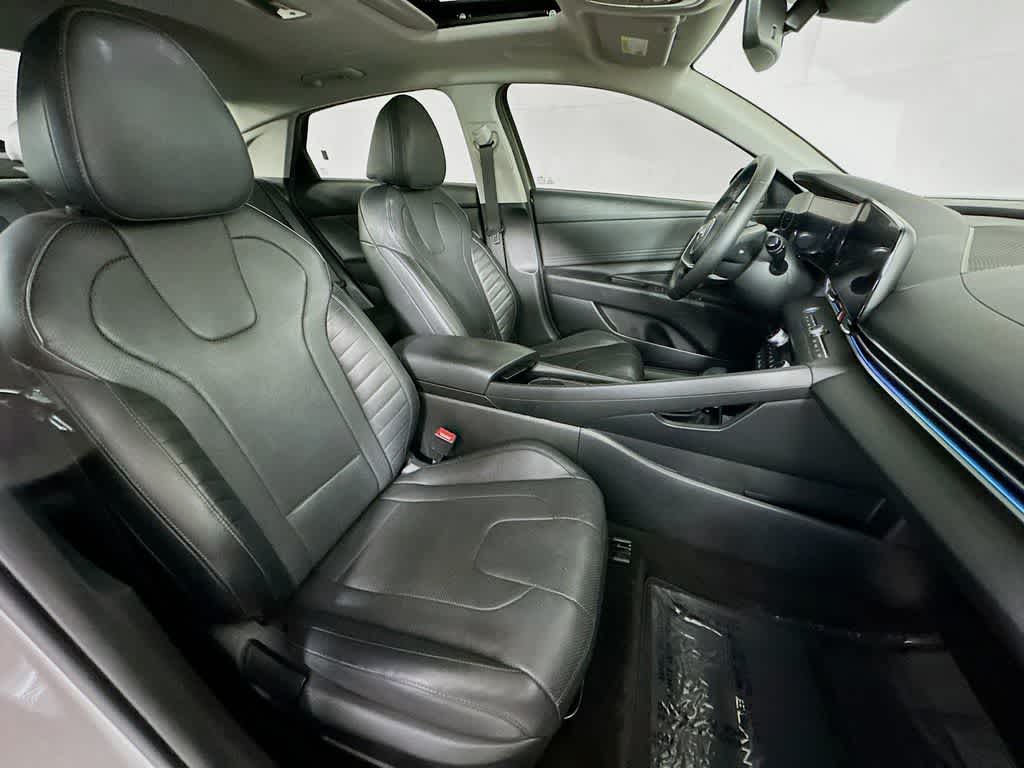 2022 Hyundai Elantra Limited