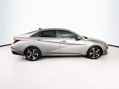 2022 Hyundai Elantra Limited