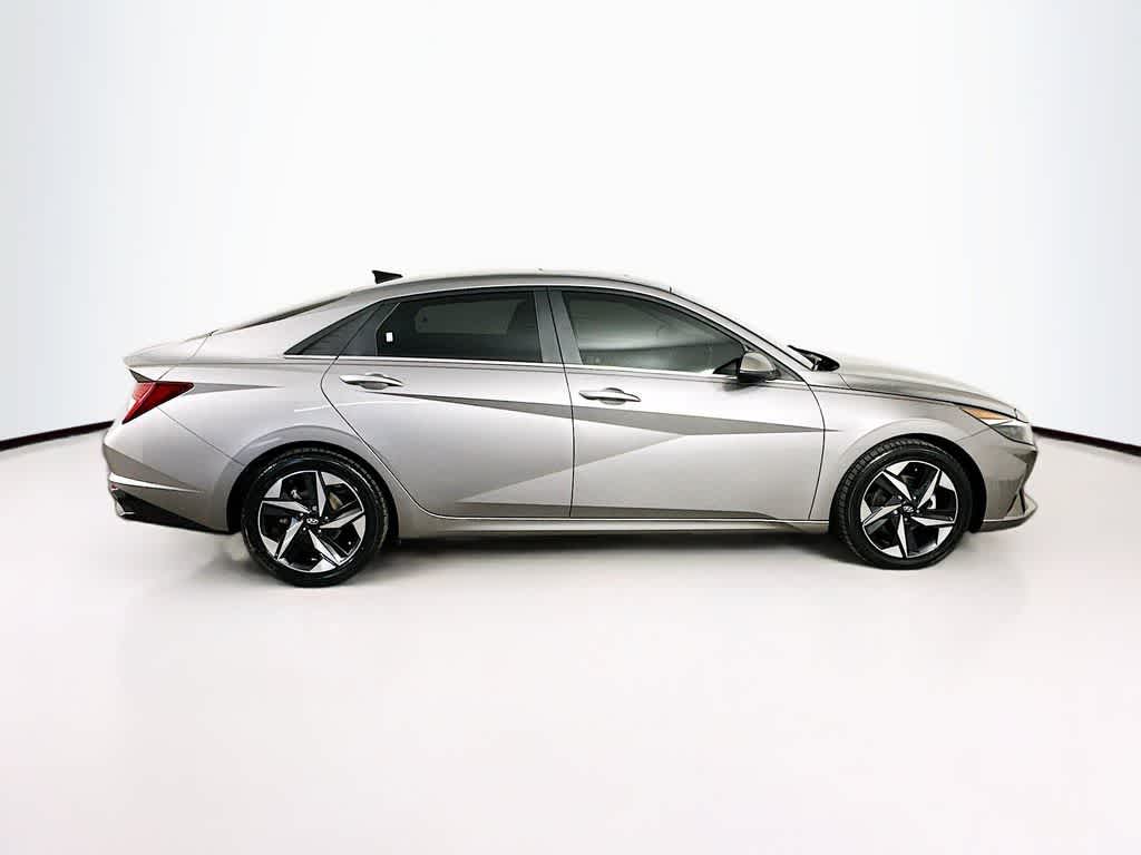2022 Hyundai Elantra Limited