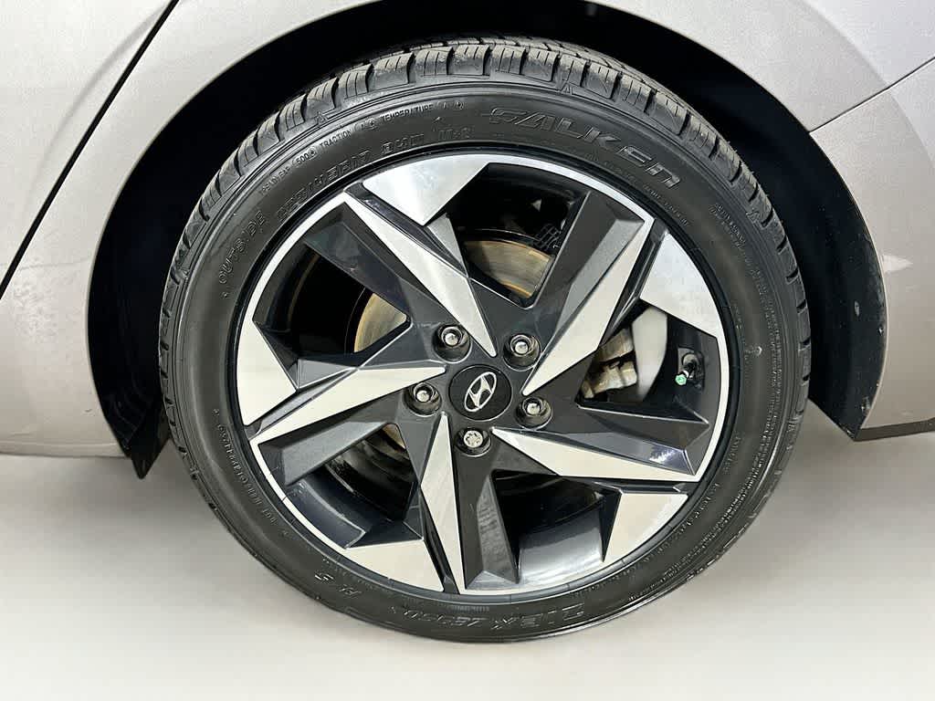 2022 Hyundai Elantra Limited