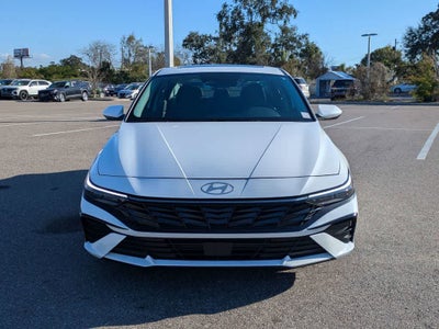 2025 Hyundai Elantra SEL Convenience