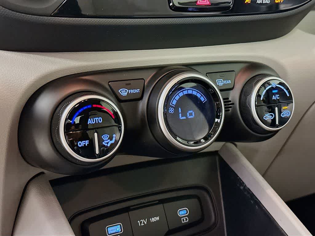 2025 Hyundai Venue SEL