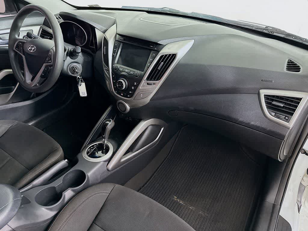 2015 Hyundai Veloster Base