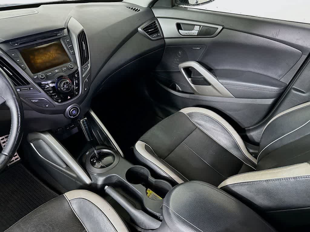 2013 Hyundai Veloster Turbo w/Black Int