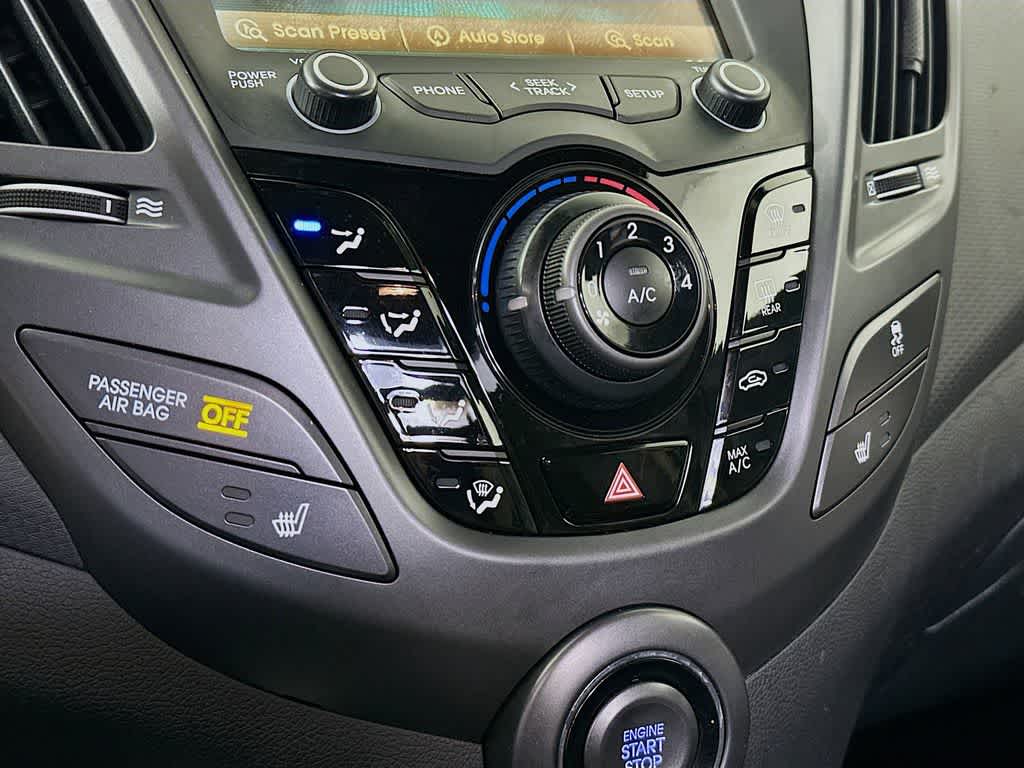 2013 Hyundai Veloster Turbo w/Black Int