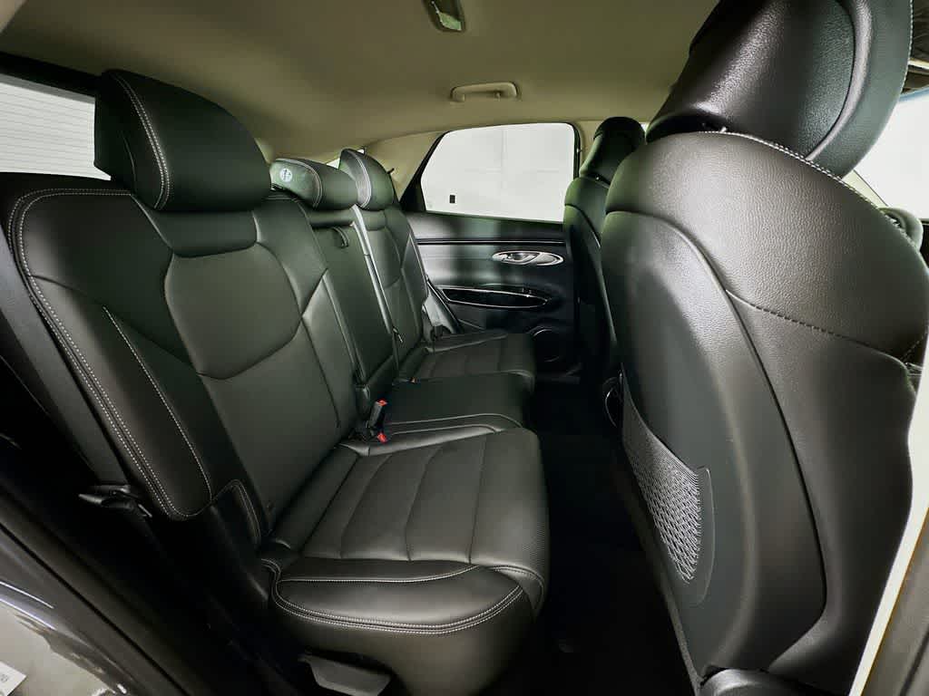 2025 Genesis GV70 2.5T