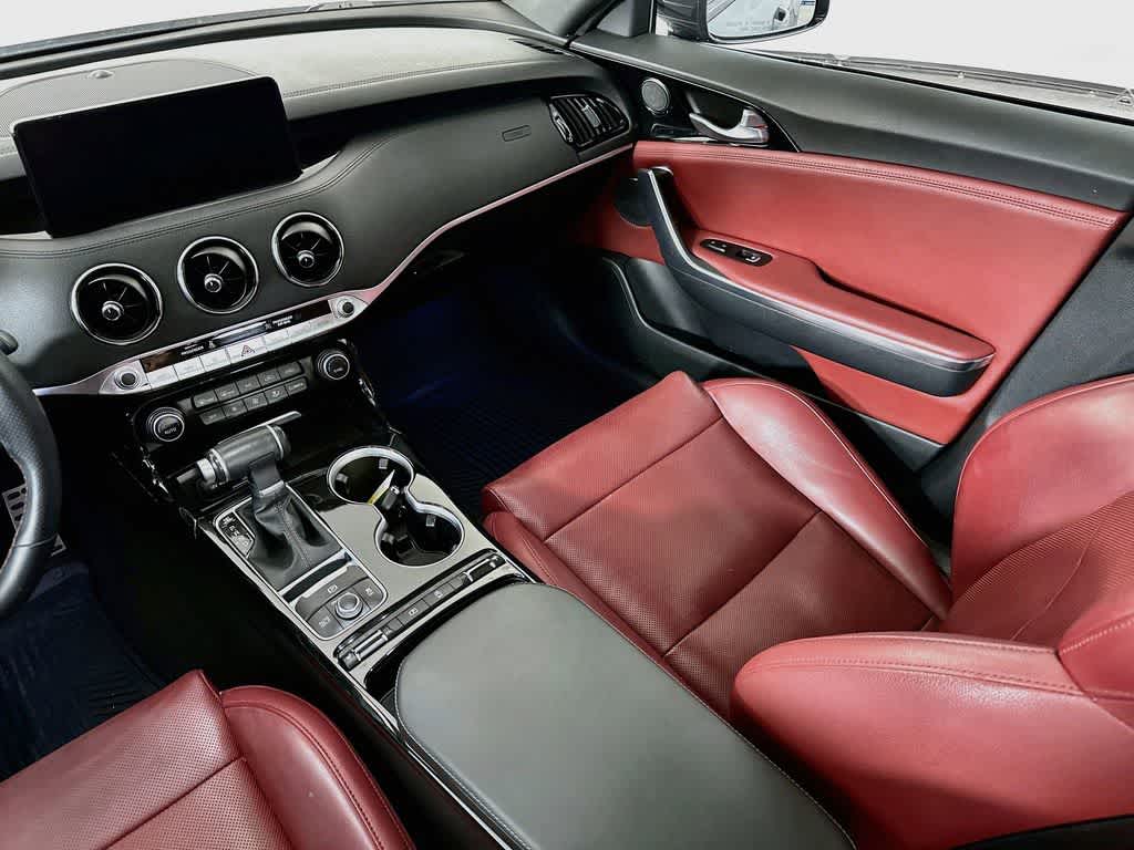 2022 Kia Stinger GT-Line