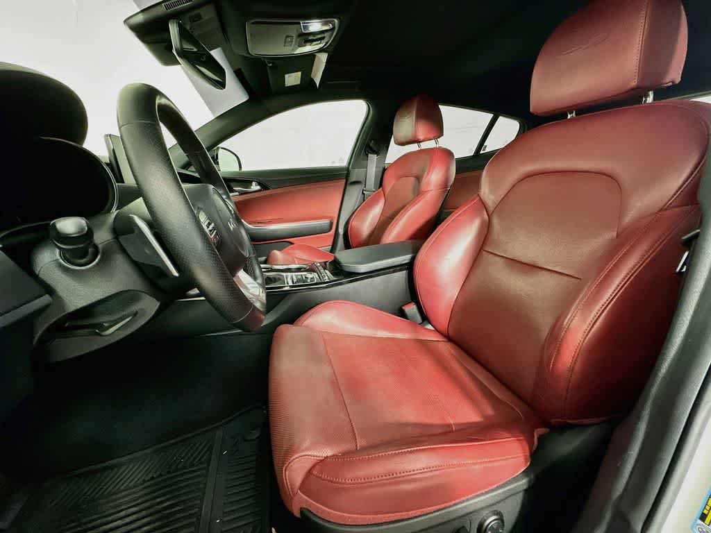2022 Kia Stinger GT-Line