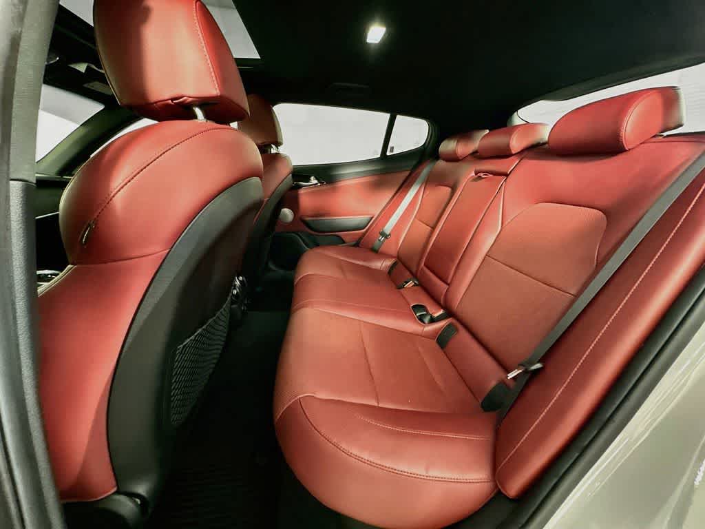 2022 Kia Stinger GT-Line