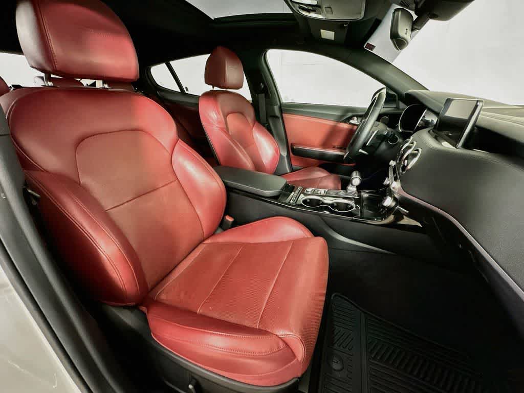 2022 Kia Stinger GT-Line