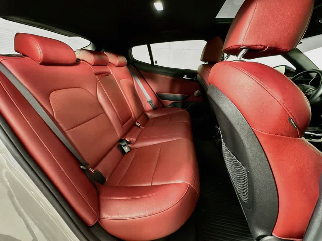 2022 Kia Stinger GT-Line