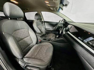 2020 Kia Niro LX